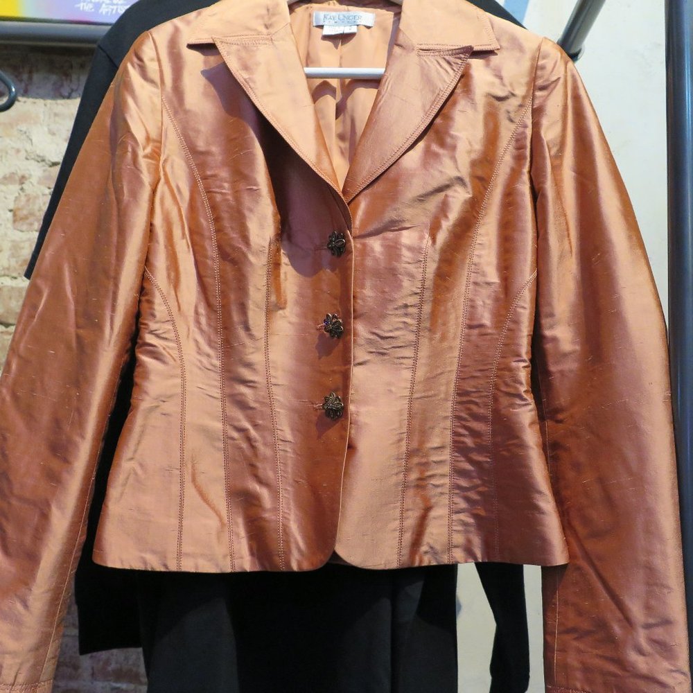 Two piece Kay Unger suit sz 2